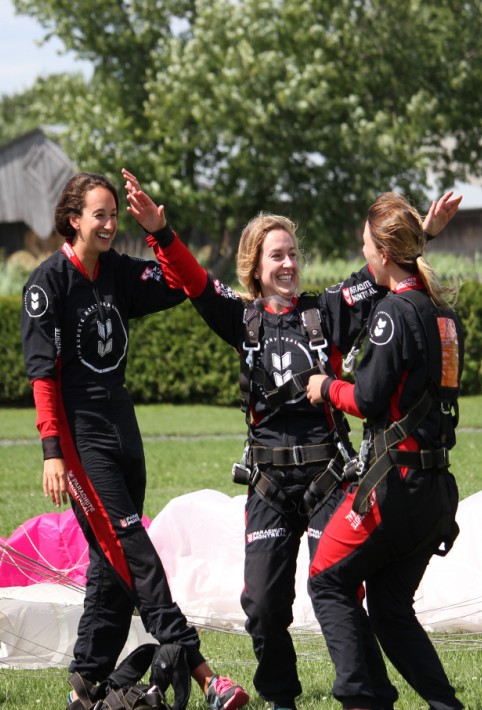 Pourquoi Parachute Montréal?